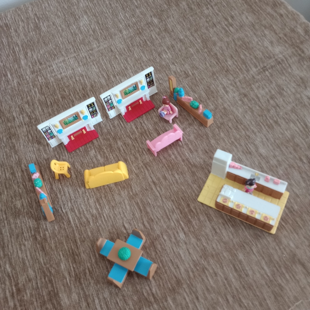 Vintage Lewis Galoob My Pretty Dollhouse Polly Accessories Room Furniture Lot